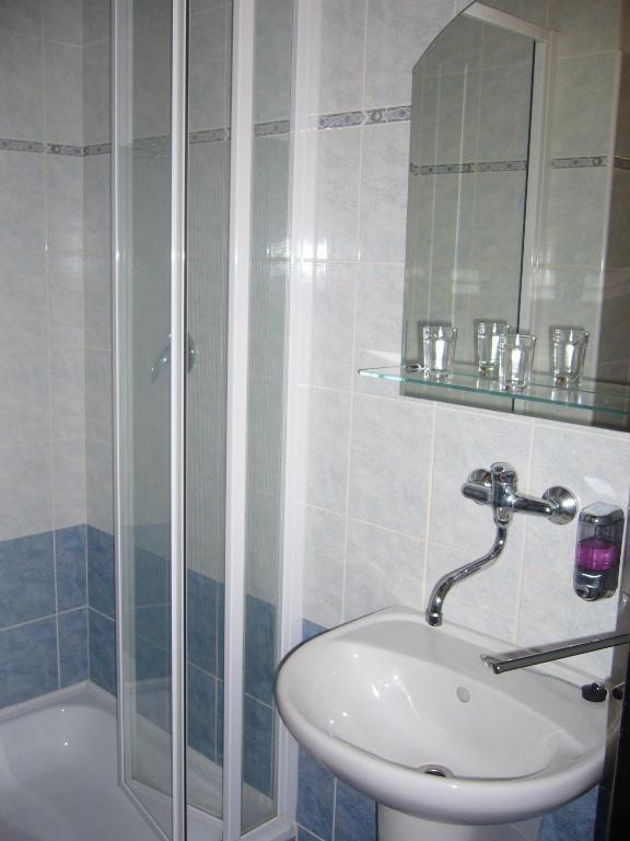 Hotel Posta Benesov  Dış mekan fotoğraf